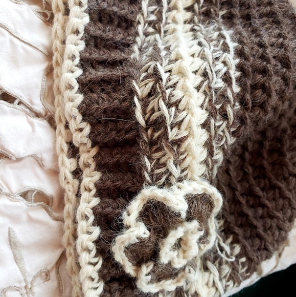 New 💯% Alpaca Hat. Extremely Soft - Picture 3 of 5